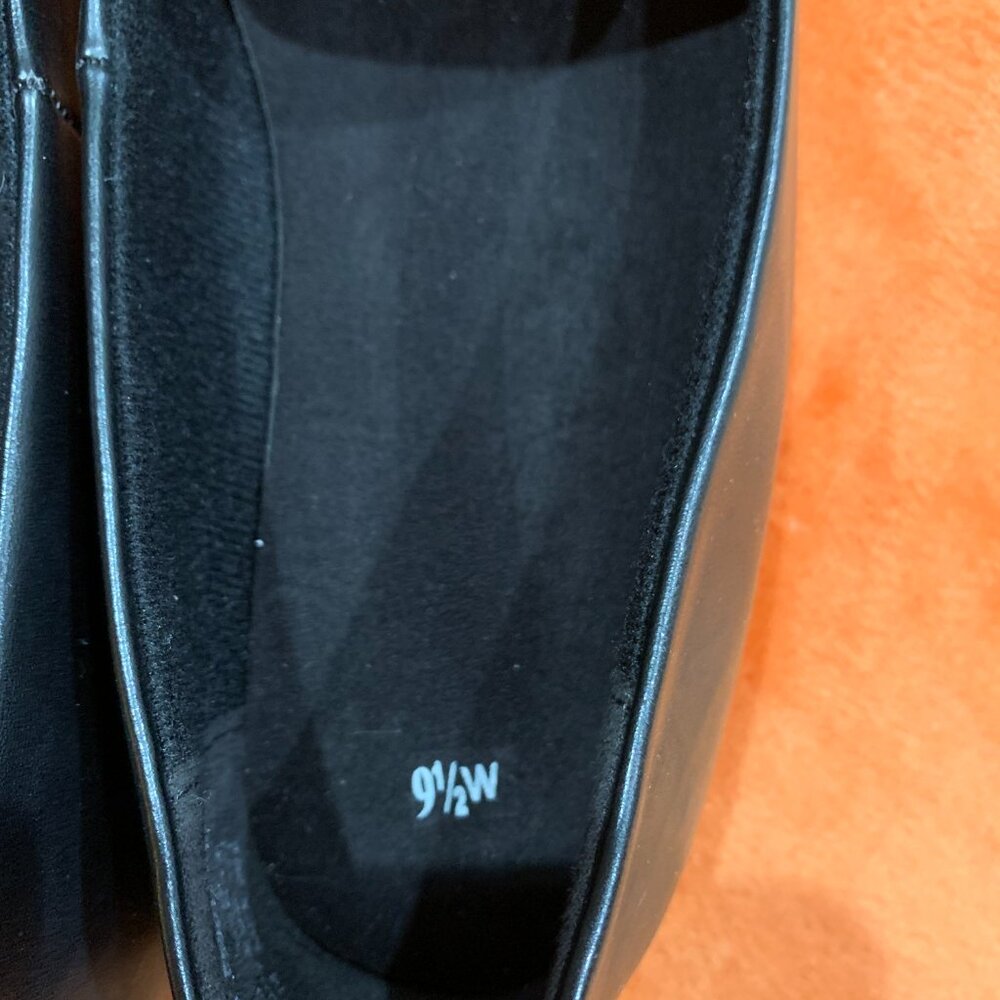 Women's Black Leather Loafers, Size 9.5W (NEW) - Picture 5 of 6